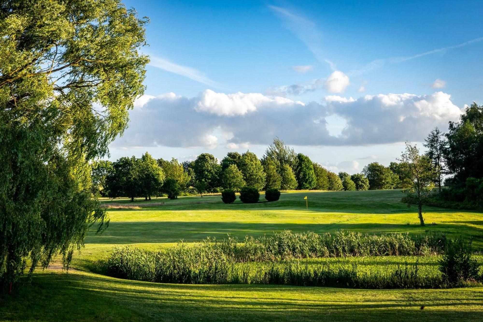 Golfplatz Ploener See Grosser Ploener See Bosau Exterior foto